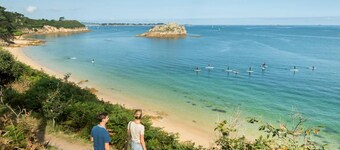 Superb Villa Charming exceptional sea view-3000 M2 Private garden-300 beach