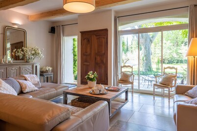 In the Mas des Pampres, Provence is at your fingertips