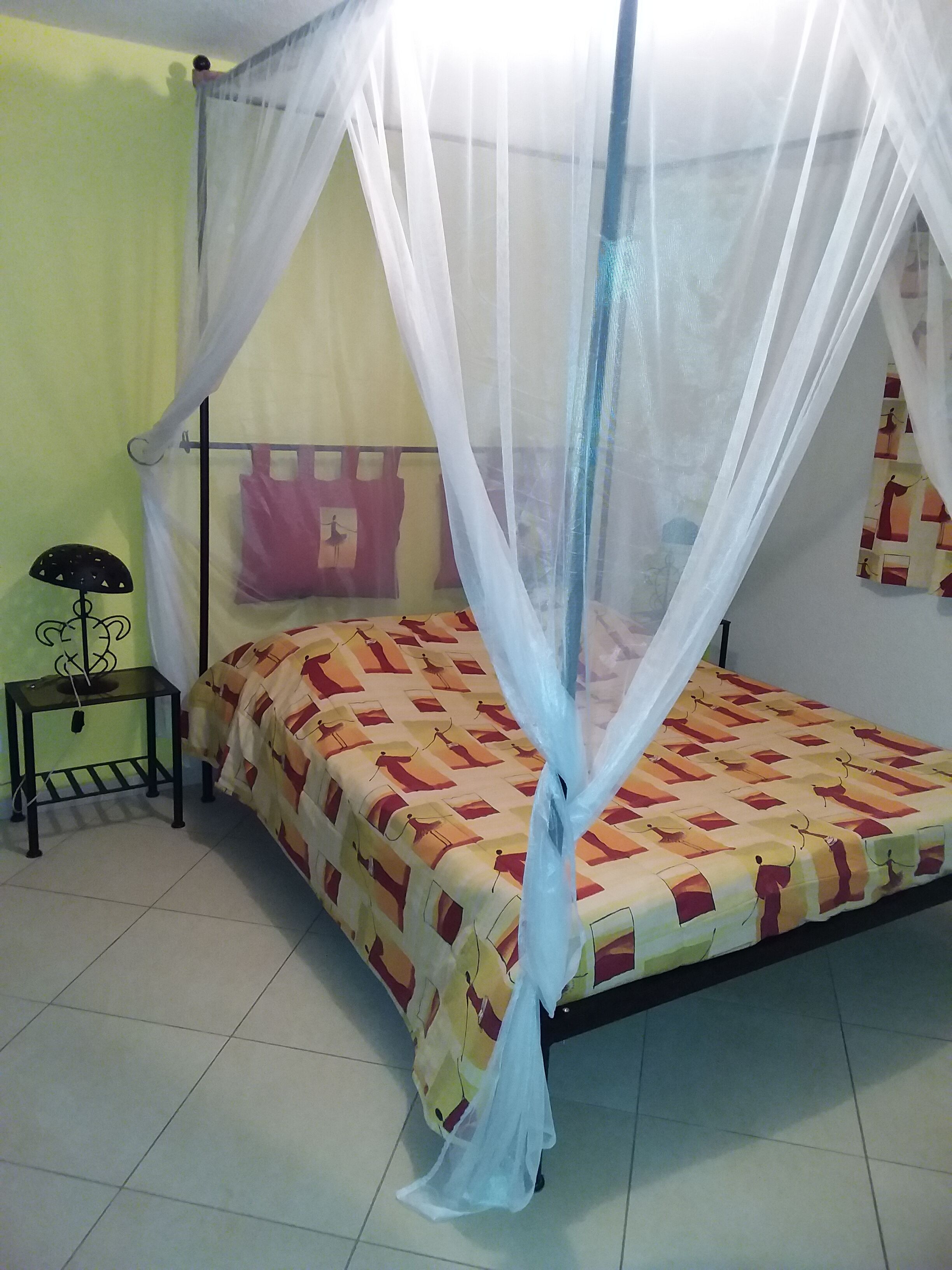 4 bedrooms, in-room safe, iron/ironing board, travel cot