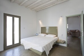 7 chambres, fer et planche à repasser, lit parapluie, Wi-Fi