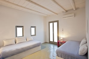 7 Schlafzimmer, Bügeleisen/Bügelbrett, Reisekinderbett, WLAN
