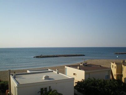 valras-plage luxury apartment top floor first line 