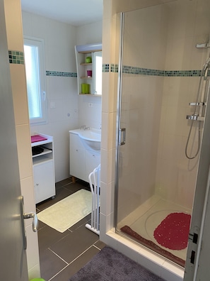 Hair dryer, towels - House with sea view, walking distance to the beach, enclosed garden (Trégunc)