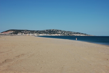 La plage de SÚte et le Mont Saint Clair / Sete Beach and Mont Saint Clair