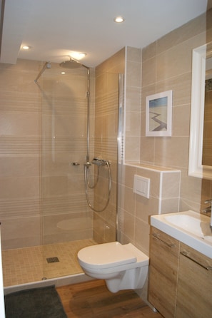 Shower, hair dryer, toilet paper - Apartment - 3 bedrooms - Sea and dune view - Wifi (Le Touquet-Paris-Plage)
