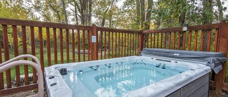 Bain à remous extérieur