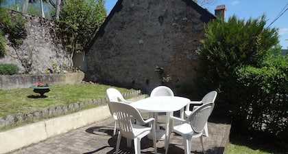 Independent cottage in a small village in the Morvan Regional Park