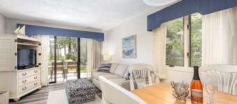 🏖️ Grand Traverse Bay Lake View Condo ➠ 5682
