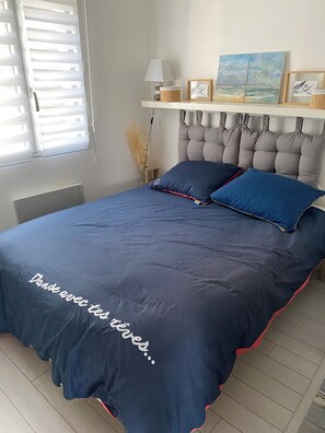 3 bedrooms, in-room safe, desk, iron/ironing board