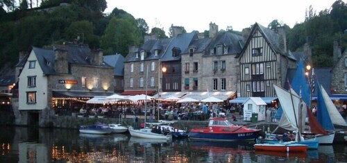 Cottage, 10 Minuten vom Strand von Rosaires, 4 Personen