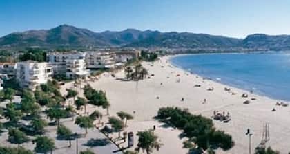 ââVue Panoramique sur la MediterrannĂ©e ââappartement sur canal & proche plage.