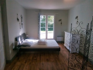 3 Schlafzimmer, kostenloses WLAN, Bettwäsche, Rollstuhlgeeignet