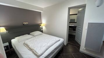 1 chambre, fer et planche à repasser, Wi-Fi gratuit