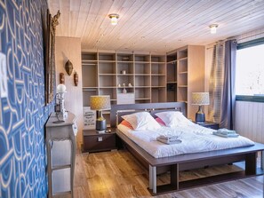 5 Schlafzimmer, Bügeleisen/Bügelbrett, kostenloses WLAN, Bettwäsche