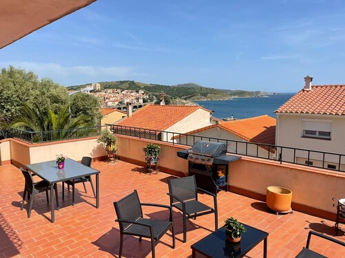 LUXURY SEA AND MOUNTAIN APARTMENT