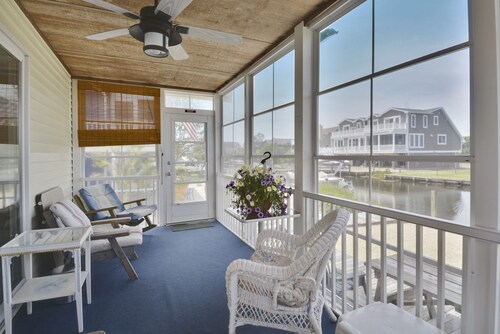 Imagine staying at this Quiet Water Front Beach Cottage - Family + Bikes, Canoe