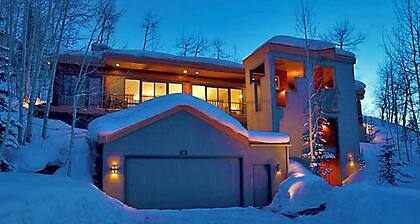 Luxury Family Retreat. Ski-in Ski-Out. Spectacular Mountain Views. Sleeps 12