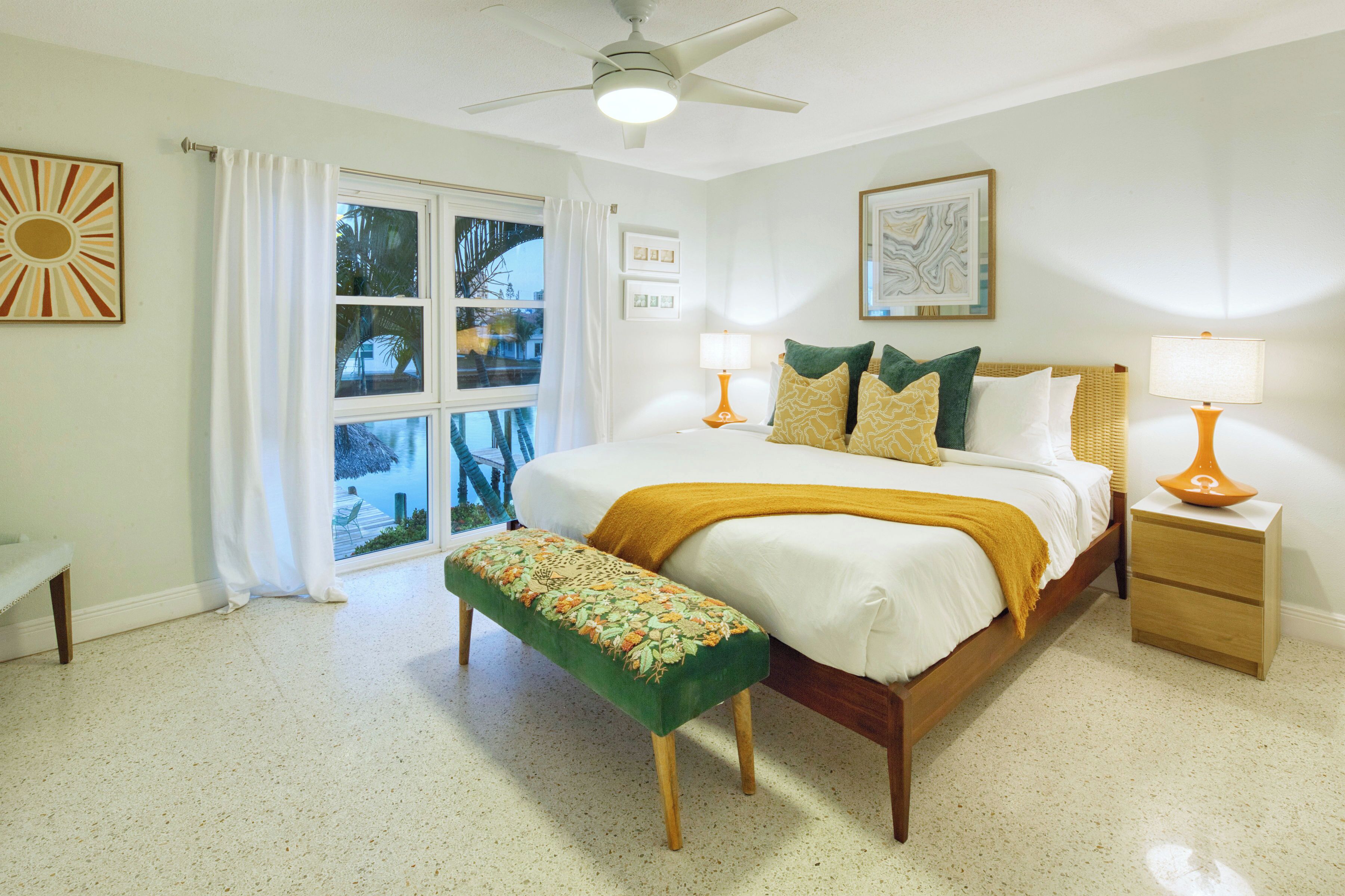 2 chambres, fer et planche à repasser, Wi-Fi gratuit, draps fournis