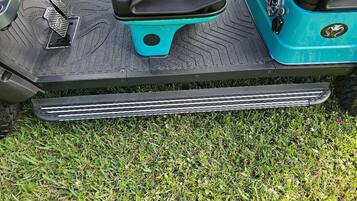 5 bedrooms, iron/ironing board, free WiFi, bed sheets