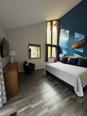 4 Schlafzimmer, Bügeleisen/Bügelbrett, WLAN, Bettwäsche