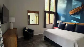 4 dormitoris, planxa i posts de planxar, wifi i roba de llit