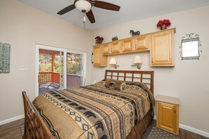 2 habitaciones, escritorio, tabla de planchar con plancha y wifi gratis 