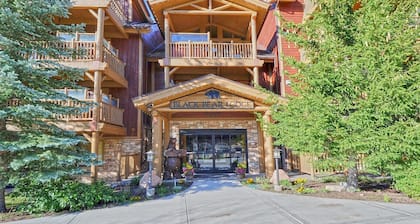 Refined Rustic Retreat at Silver Lake Village, Upper Deer Valley