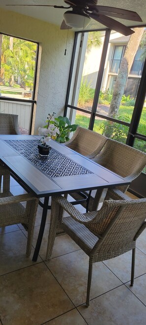 Outdoor dining