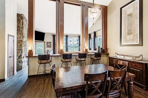 Dining - Perfect Wedding Unit Slope Side True 3 Bed 3 Ba Mountainside @ Granby Ranch (Granby)