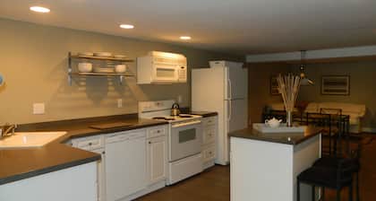 Marina Suite-céntrica hermosa Charlevoix