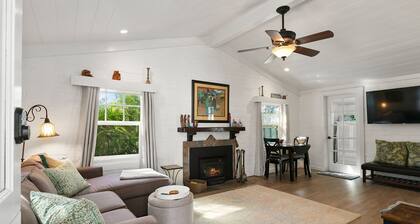 Private Cottage! Easy Walk Through The Park To Encinitas And Moonlight Beach.