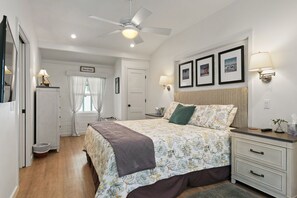 1 bedroom, iron/ironing board, travel cot, free WiFi