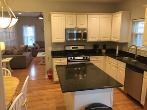 Fridge, microwave, oven, stovetop - Best Location In LBI! Walk To Everything (Beach Haven)