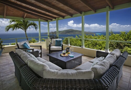 Magens Hideaway ~ 5BR w/ Heated Pool Option • Magens Bay & BVI Views • Sleeps 12