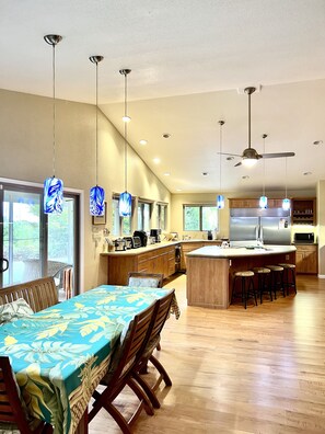 تناول الطعام