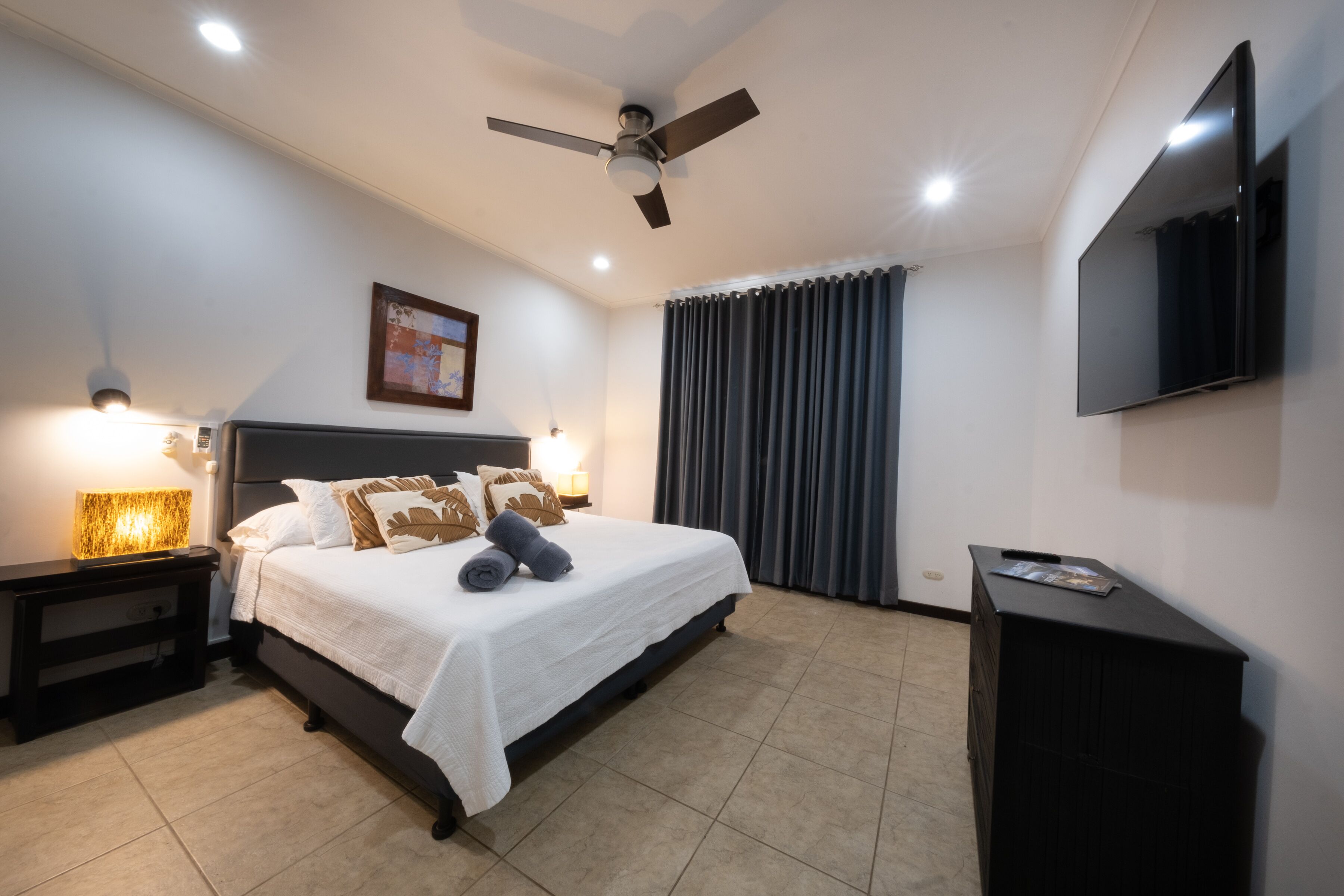 2 habitaciones, caja de seguridad en la habitación y insonorización 