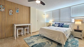 Desk, iron/ironing board, WiFi (free), bed sheets - Great Waikiki Studio, Just Steps to Waikiki Beach, Zoo WAIKIKI GRAND HOTEL® 801 (Honolulu)