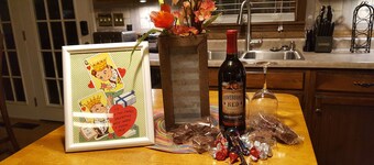 Full House Just Steps Away from Missouri River, Katy Trail, Shopping & More!