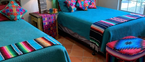 3 bedrooms, desk, iron/ironing board, free WiFi