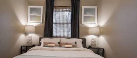 2 habitaciones, tabla de planchar con plancha y cuna de viaje