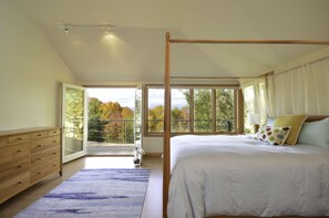 5 Schlafzimmer, Schreibtisch, Bügeleisen/Bügelbrett, kostenloses WLAN