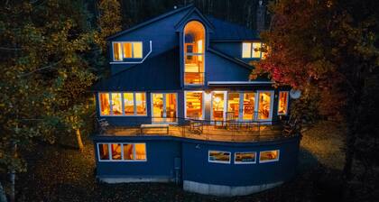 Spectacular Stowe Home for Fun Family Vacations! Eco friendly/ EV Charging!