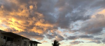 Luxurious Location at Economy Price - Dazzling Oceanfront in Poipu