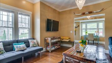 Smart TV, fireplace, books