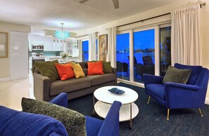 Smart TV, DVD player