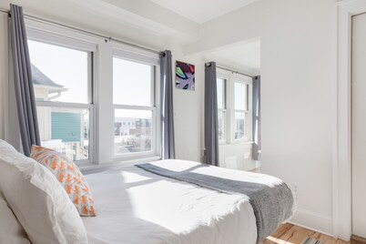 Explore Asheville at a Bright Pad with Pops of Rich Red King/Double 2 BD/1BA