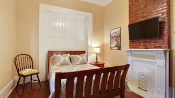 3 makuuhuonetta, työpöytä, silitysrauta/-lauta, ilmainen Wi-Fi