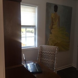 Interior - Mayfaire, 3 miles to Wrightsville Beach. Very convenient  (Wilmington)