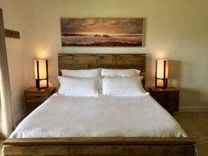 3 bedrooms, free WiFi, bed sheets