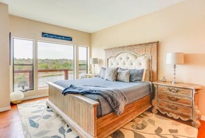 4 dormitorios, caja fuerte, tabla de planchar con plancha y wifi gratis